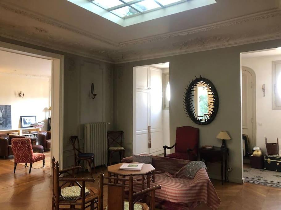 Maison Avec Jardin, Centre, 5 Paris