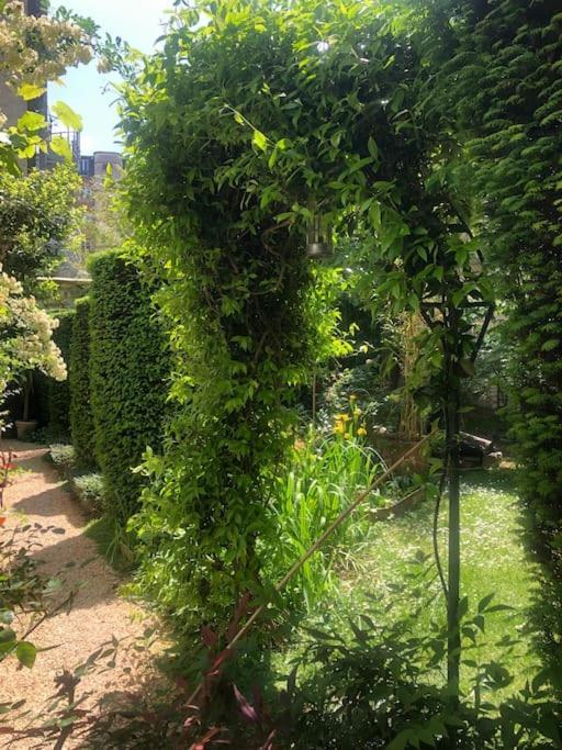 Villa Maison Avec Jardin, Centre, 5 *