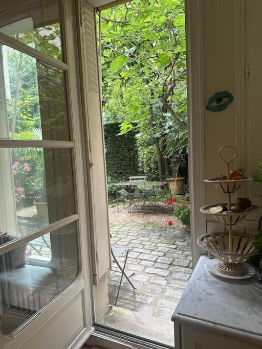 Maison Avec Jardin, Centre, 5 *